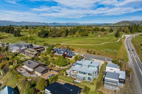 Photo of property in 3 Botting Place, Wanaka, 9305