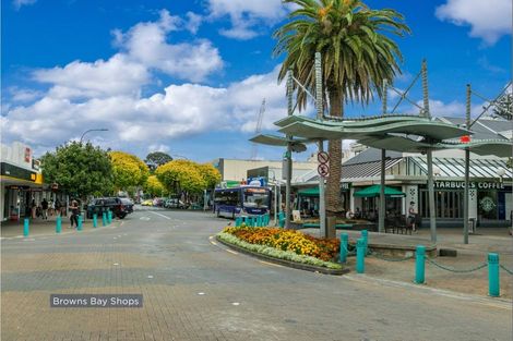 Photo of property in 1 Phillipa Place, Browns Bay, Auckland, 0630