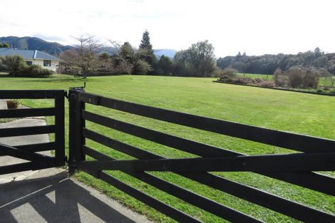 Photo of property in 6 Deemac Street, Reefton, 7830