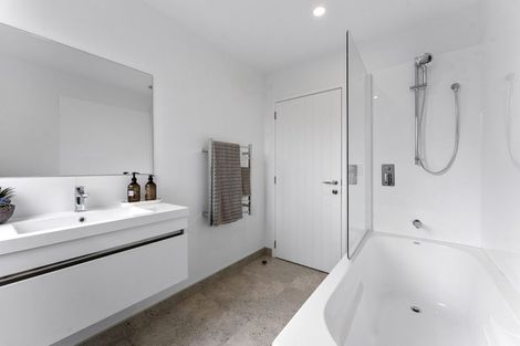 Photo of property in 1 Ara Reti, Mangere, Auckland, 2022