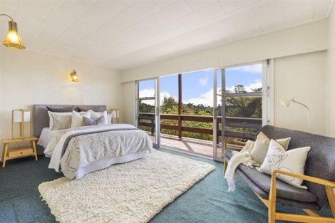 Photo of property in 1144 Scenic Drive North, Swanson, Auckland, 0816