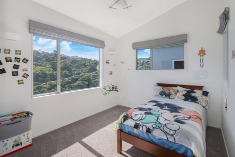 Photo of property in 32 View Road, Houghton Bay, Wellington, 6023