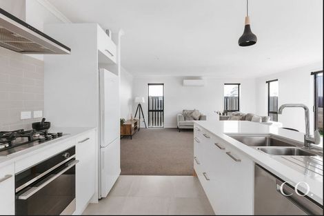 Photo of property in 22 Pioneer Crescent, Omokoroa, 3114