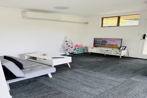 Photo of property in 671 East Coast Road, Browns Bay, Auckland, 0630