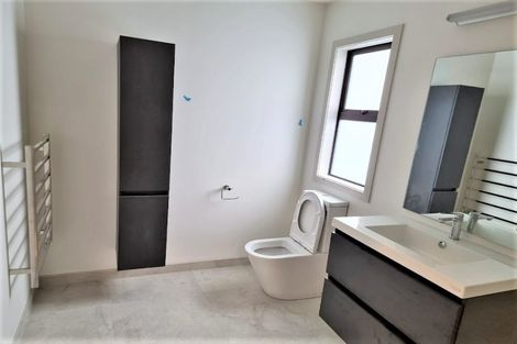 Photo of property in 28 Ararino Street, Trentham, Upper Hutt, 5018