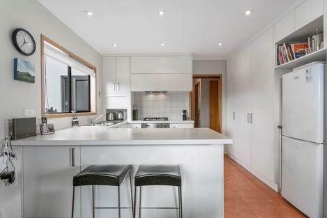 Photo of property in 23 Horotutu Road, Greenlane, Auckland, 1061