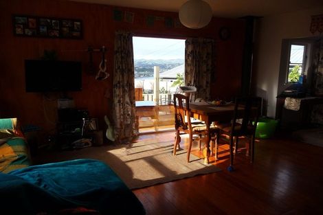 Photo of property in 65 Gordon Road, Plimmerton, Porirua, 5026