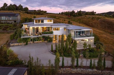 Photo of property in 11 Barclay Place, Wanaka, 9305