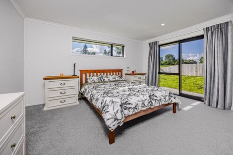 Photo of property in 57 Murray Ward Drive, Te Kauwhata, 3710