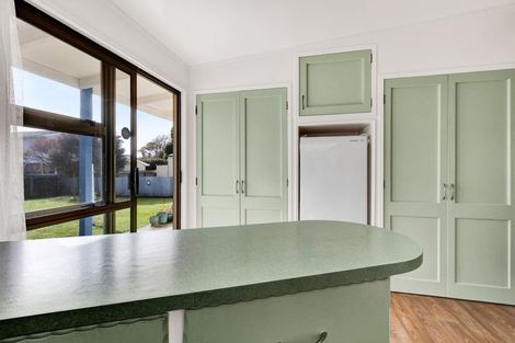 Photo of property in 12 Wicksteed Street, Vogeltown, New Plymouth, 4310