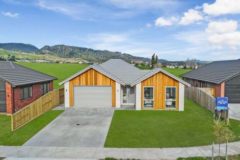 Photo of property in 16 Tarata Place, Owhata, Rotorua, 3010