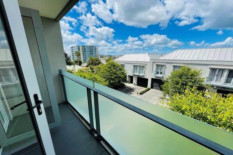 Photo of property in 3/68 Remuera Road, Remuera, Auckland, 1050