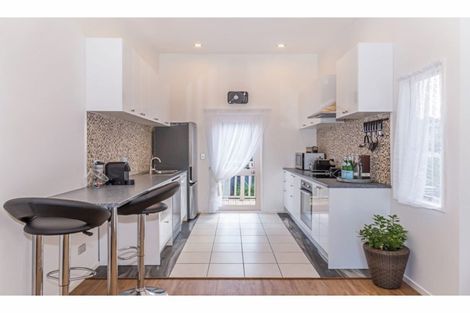 Photo of property in 1/206 Manuka Road, Bayview, Auckland, 0629