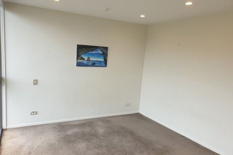 Photo of property in Patent 326 Apartments, 103h/326 Evans Bay Parade, Hataitai, Wellington, 6021