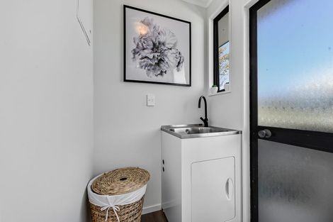 Photo of property in 9a Maynard Place, Temple View, Hamilton, 3218