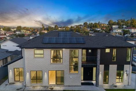 Photo of property in 4 Tawapou Close, Massey, Auckland, 0614