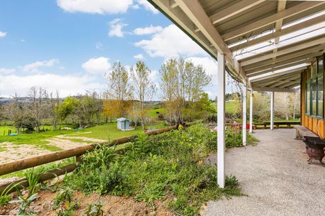 Photo of property in 10 Te Awa Kite Road, Onewhero, Tuakau, 2697