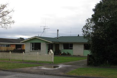 Photo of property in 32 Livingstone Avenue, Nawton, Hamilton, 3200