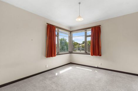 Photo of property in 131 Memorial Avenue, Burnside, Christchurch, 8053