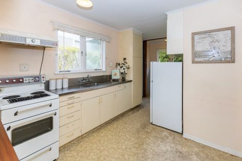 Photo of property in 24 Beverley Crescent, Hillcrest, Hamilton, 3216