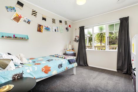 Photo of property in 36 Candia Road, Swanson, Auckland, 0614