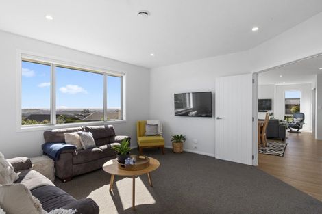 Photo of property in 8 Bernora Crescent, Bombay, 2675