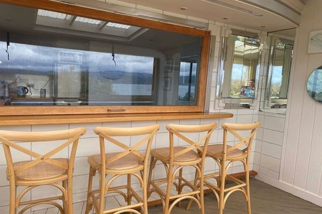 Photo of property in 277 Karaka Bay Road, Karaka Bays, Wellington, 6022