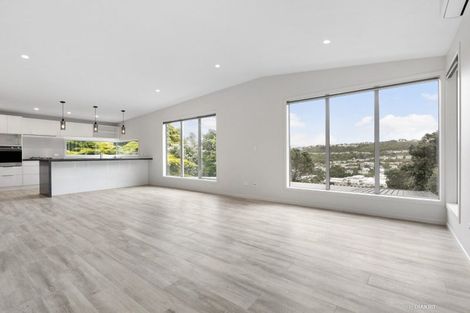 Photo of property in 83a Nevay Road, Miramar, Wellington, 6022