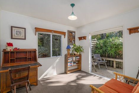 Photo of property in 19 Grange Road, Hahei, Whitianga, 3591