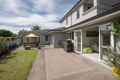 Photo of property in 2 Riviera Court, Papamoa Beach, Papamoa, 3118