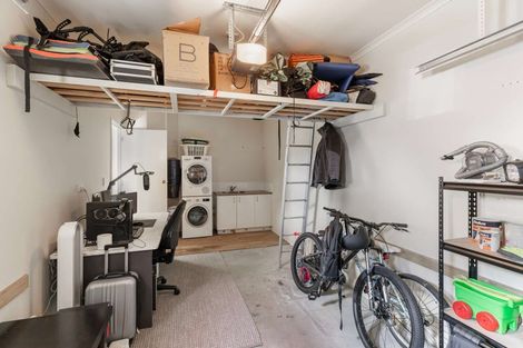 Photo of property in 10 Trimaran Drive, Gulf Harbour, Whangaparaoa, 0930