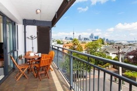 Photo of property in 2b/28 Stanwell Street, Parnell, Auckland, 1052