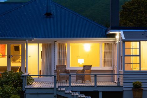 Photo of property in 28 Karu Crescent, Waikanae, 5036