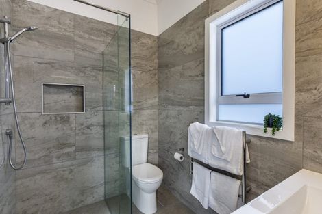 Photo of property in 2/334 White Road, Broadlands, 3081