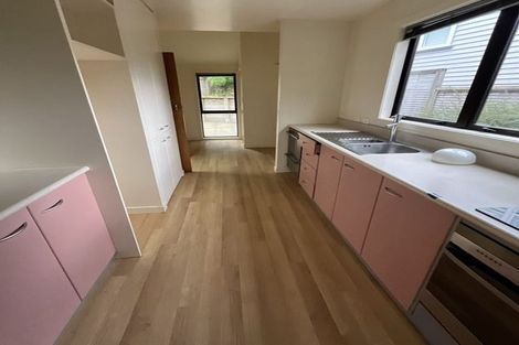 Photo of property in 9 Jenness Grove, Harbour View, Lower Hutt, 5010