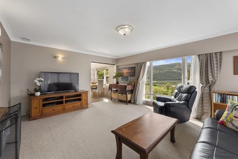 Photo of property in 68 Holborn Drive, Stokes Valley, Lower Hutt, 5019