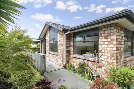 Photo of property in 31 Elan Place, Stanmore Bay, Whangaparaoa, 0932