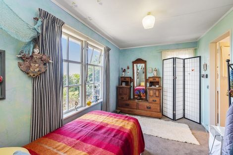 Photo of property in 25 Seddon Street, Waikanae, 5036