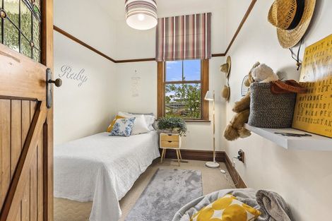 Photo of property in 11 Trelissick Crescent, Ngaio, Wellington, 6035