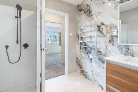 Photo of property in 14 Tairere Crescent, Rosehill, Papakura, 2113