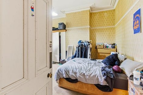 Photo of property in 90 Queen Street, North Dunedin, Dunedin, 9016