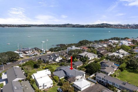 Photo of property in 5c Church Street, Devonport, Auckland, 0624