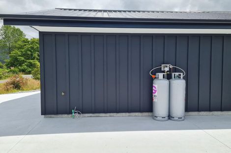 Photo of property in 29 Clifford Street, Blackball, 7804