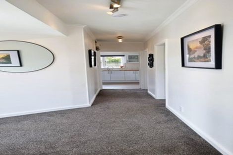 Photo of property in 37 Cuffs Road, Wainoni, Christchurch, 8061