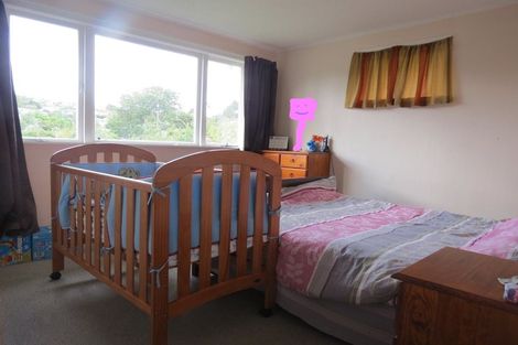 Photo of property in 31 Dundale Avenue, Blockhouse Bay, Auckland, 0600
