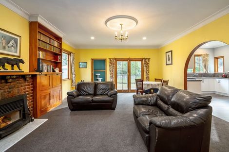 Photo of property in 1034 Waitahora Road, Waitahora, Dannevirke, 4971