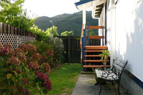 Photo of property in 6 Manurewa Grove, Wainuiomata, Lower Hutt, 5014