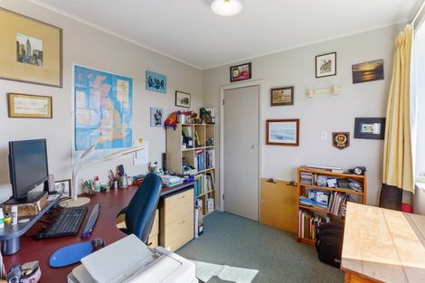 Photo of property in 15 Arthur Street, Waikawa Beach, Levin, 5573