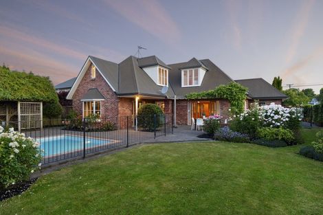 Photo of property in 25 Peel Street, Strowan, Christchurch, 8052