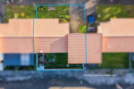 Photo of property in 9 Lockington Avenue, Henderson, Auckland, 0612